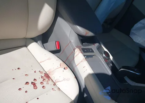 2021 Cadillac Xt6 Awd Premium Luxury z USA, uszkodzony, nr VIN 1GYKPDRSXMZ235971